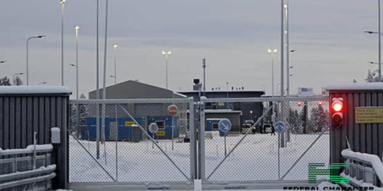 Finland Shuts Russian Border for Two Weeks to Stem Influx of Asylum Seekers