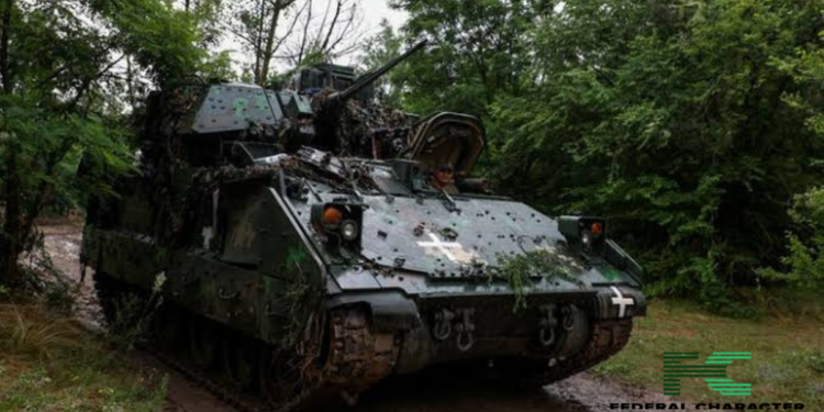 Russia Seizes US Bradley Fighting Vehicle in Night Operation in Ukraine