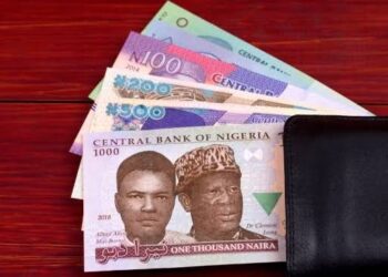 Just In: CBN Alerts Nigerians to Circulating Counterfeit Naira Notes