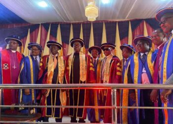 Chancellor Gifts the Sum of 1Billion Naira to Ajayi Crowther University