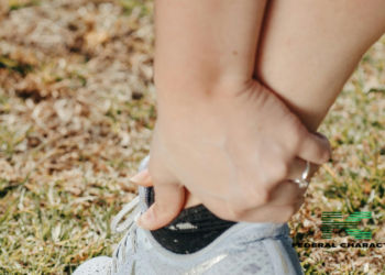 Swollen Ankles, Puffy Face? A Comprehensive Guide to Understanding and Managing Edema