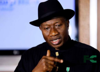 Pray for My Mother –Ex-President Goodluck Jonathan Cries Out To Nigerians During Sister’s burial