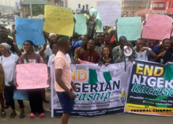 Frustrated Ibadan Residents Take to Streets Over Soaring Food Prices and Economic Woes