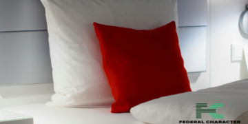 4 Benefits of Sleeping Without A Pillow