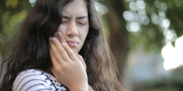 5 Effective Home Remedies For Toothache