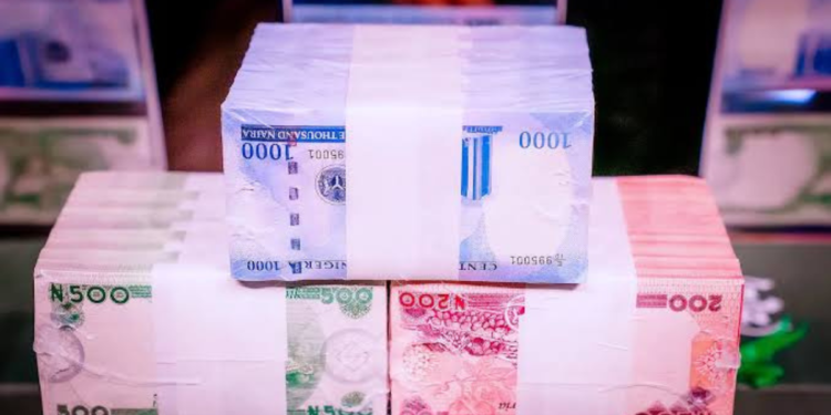 Dollar, Euro and Pounds To Naira Exchange Rate For Today, April 12 2024