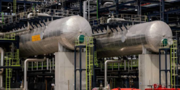 Dangote Petroleum Refinery Continues to Slash Fuel Prices, Boosting Nigeria’s Economy