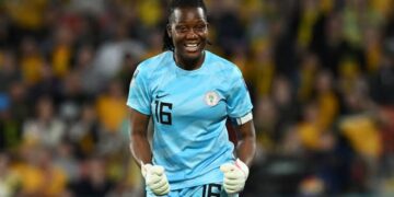 Chiamaka Nnadozie Makes History as First African to Win French D1 Arkema Goalkeeper Award