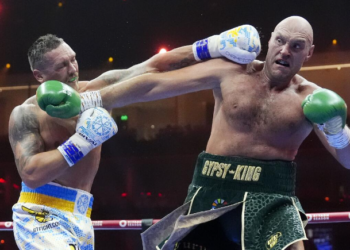 Usyk Defeats Fury to Become Undisputed Heavyweight Champion