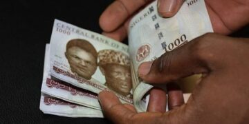 CBN Directive: Nigerian Banks Instructed to Halt Cash Deposit Fees