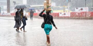Kenyan Schools Reopen Amid Persistent Rains, Sparking Concern
