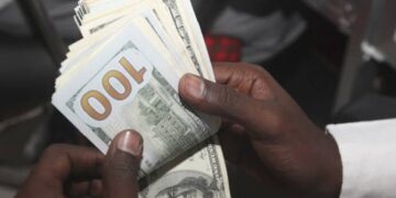 CBN Directive: Nigerian Banks Instructed to Halt Cash Deposit Fees