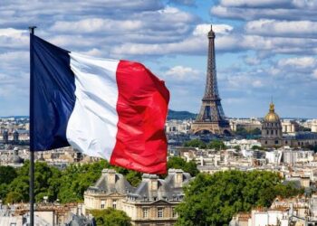 An 18-year-old student in France stabs a teacher