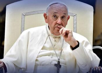 Pope Francis Apologizes for Alleged Gay Slur