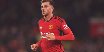 Manchester United’s Injury Woes Continue: Mason Mount Ruled Out Against Arsenal