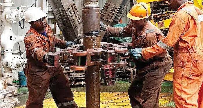 Nigeria’s Oil Production Nears 1.7 Million Barrels Per Day