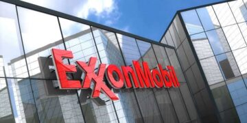 Exxon Shareholders Unanimously Back Board Proposals