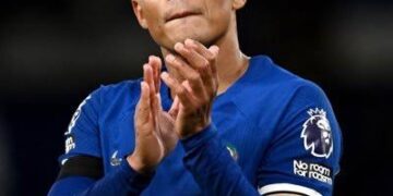 Thiago Silva Returns Home: Fluminense Secures Signing of Defensive Maestro