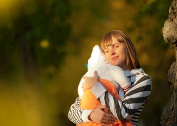 3 Things To Know About Postpartum Weight Loss