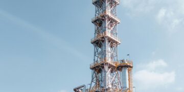 Oil Prices Slide on Fed Rate Hike Concerns