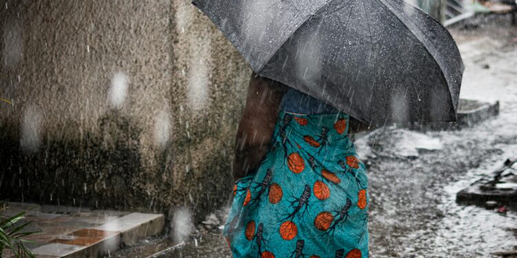 Devastating Floods Ravage Kenya, Displacing Hundreds of Thousands