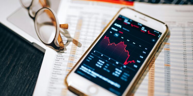 Vedanta’s $1 Billion Share Sale: A Desperate Gamble or a Smart Move?