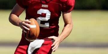 Patrick Mahomes Reacts to Harrison Butker’s Graduation Speech: NFL Star’s Support Goes Viral!