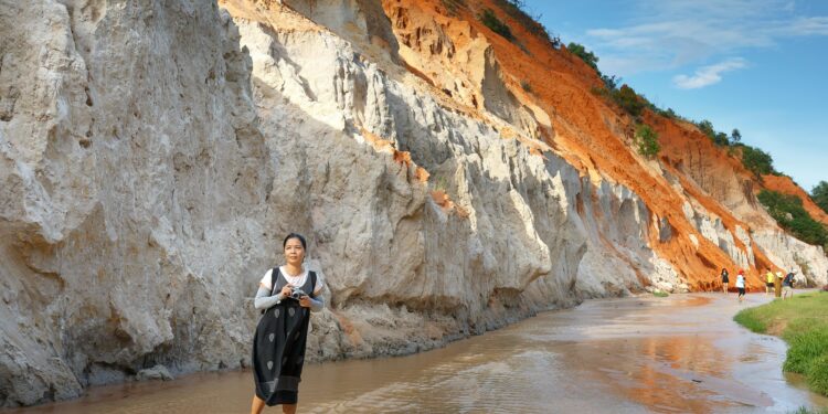 Devastating: Landslide in Papua New Guinea Buries Over 2,000 People
