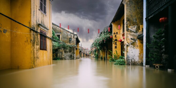 Severe Rainfall in Abidjan Leaves 24 Dead, Many Missing as Floods Devastate City
