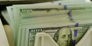 External reserves drop by $1.8 billion in 10 weeks