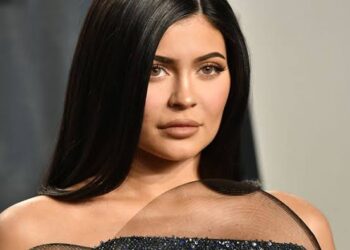 Kylie Jenner Becomes Emotional Due To Negative Comments On Her Appearance