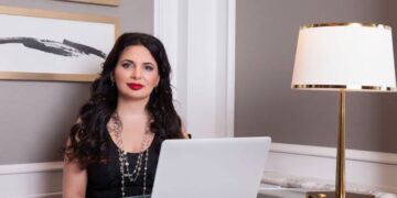 US Offers $5 million Bounty to Anyone Who Can Help in The Arrest of Bulgarian Cryptoqueen