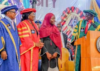 LASU’s Best Graduating Student receives N10 million from Sanwo-Olu
