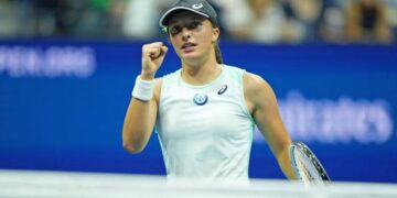 Swiatek Powers Past Gauff to Reach French Open Final, Eyes Third Consecutive Title