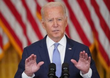 Biden Hydrogen Project Faces Regulatory, Environmental Challenges