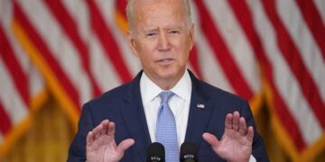Biden Hydrogen Project Faces Regulatory, Environmental Challenges