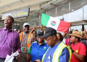 Nigerian Economy Grinds to a Halt as Labor Unions Embark on Indefinite Strike