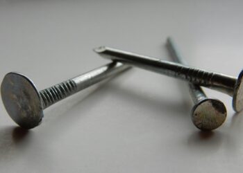 Top 2 Remedies to Try if You’ve Stepped on a Nail