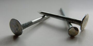 Top 2 Remedies to Try if You’ve Stepped on a Nail