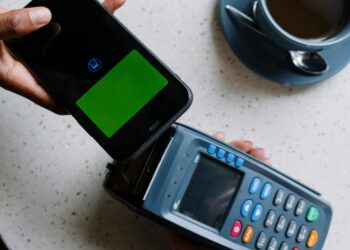 ThinkMarkets Introduces Apple Pay and Google Pay for MENA Clients