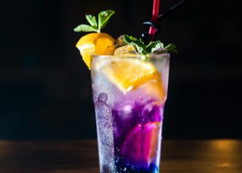 Classic Summer Cocktails: Recipes & Guide