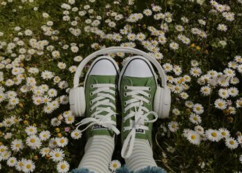 Pop Star Halsey Shares Health Struggles: ‘Lucky to Be Alive’