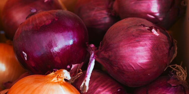 Chopping Onions Without Crying – What Works?