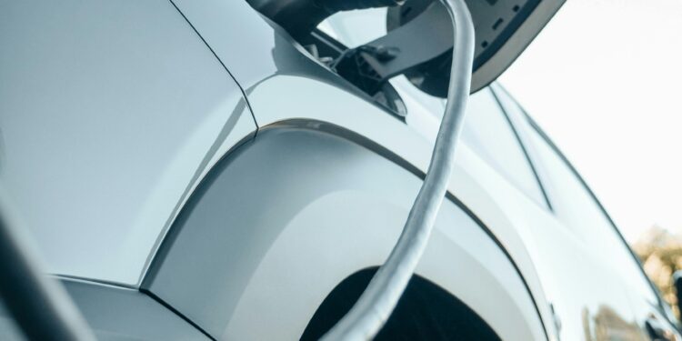 EU and China Engage in Diplomatic Efforts to Resolve Electric Vehicle Tariff Dispute