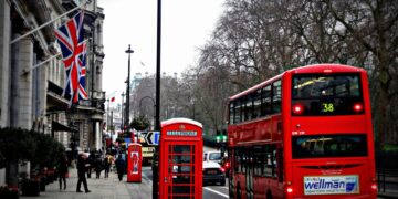 UK Inflation Returns to 2% Target