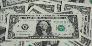 Federal Reserve Maintains Hawkish Stance on Inflation, Signaling Potential Rate Hikes Ahead