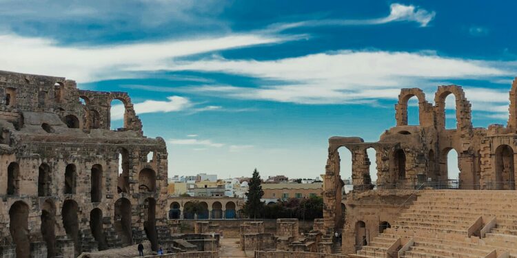 Tunisian President Fires Minister Amid Criticism Over Hajj Heat Deaths