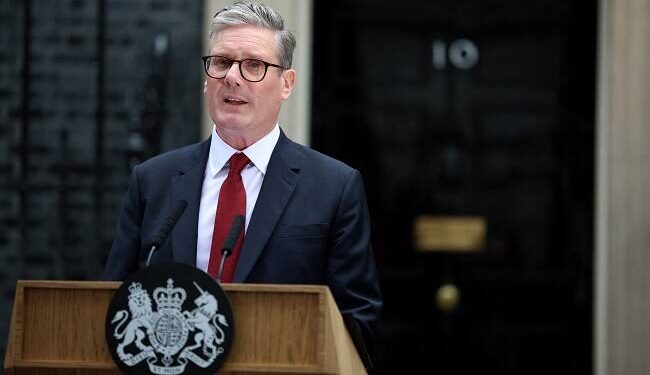 UK Prime Minister Keir Starmer Appoints 10 Key Officials