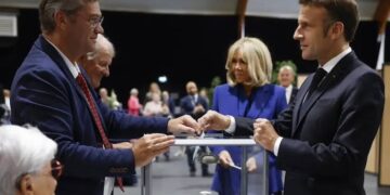 France Faces Political Gridlock After Hung Parliament Election Results