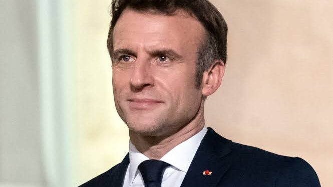 French Parliament in Turmoil: Hung Parliament and Leadership Challenges